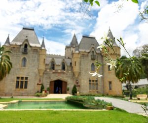 Castelo de Itaipava @meudestinoelogoali