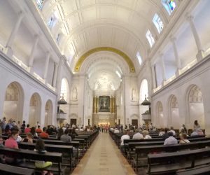 Santuário de Fátima recebe milhares de devotos todos os anos @meudestinoelogoali