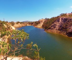 Águas que abasteciam uma mineradora desativada servem de refresco para os visitantes no Distrito de Sobradinho @meudestinoelogoali